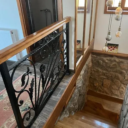 Serbina Lejlighed Kandalica